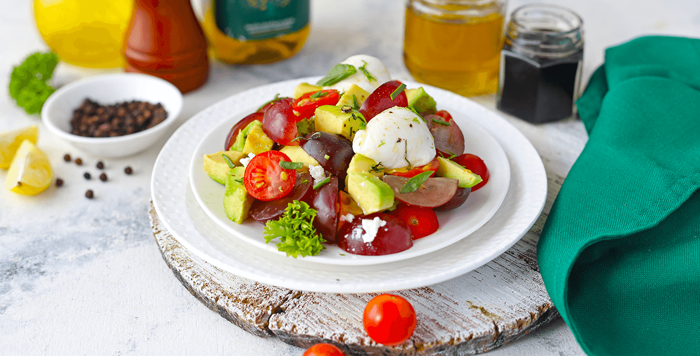 AVOCADO CAPRESE SALAD